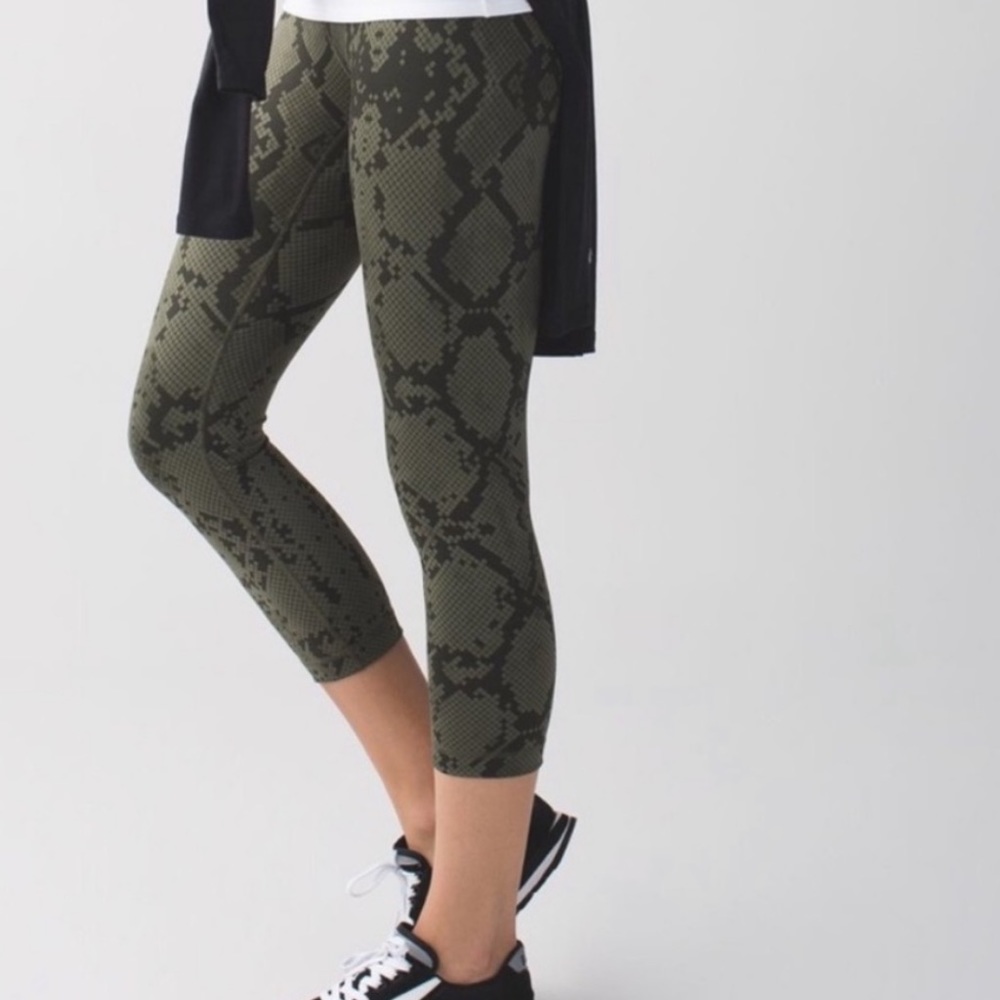 Green Snakeskin Lululemon Leggings 4